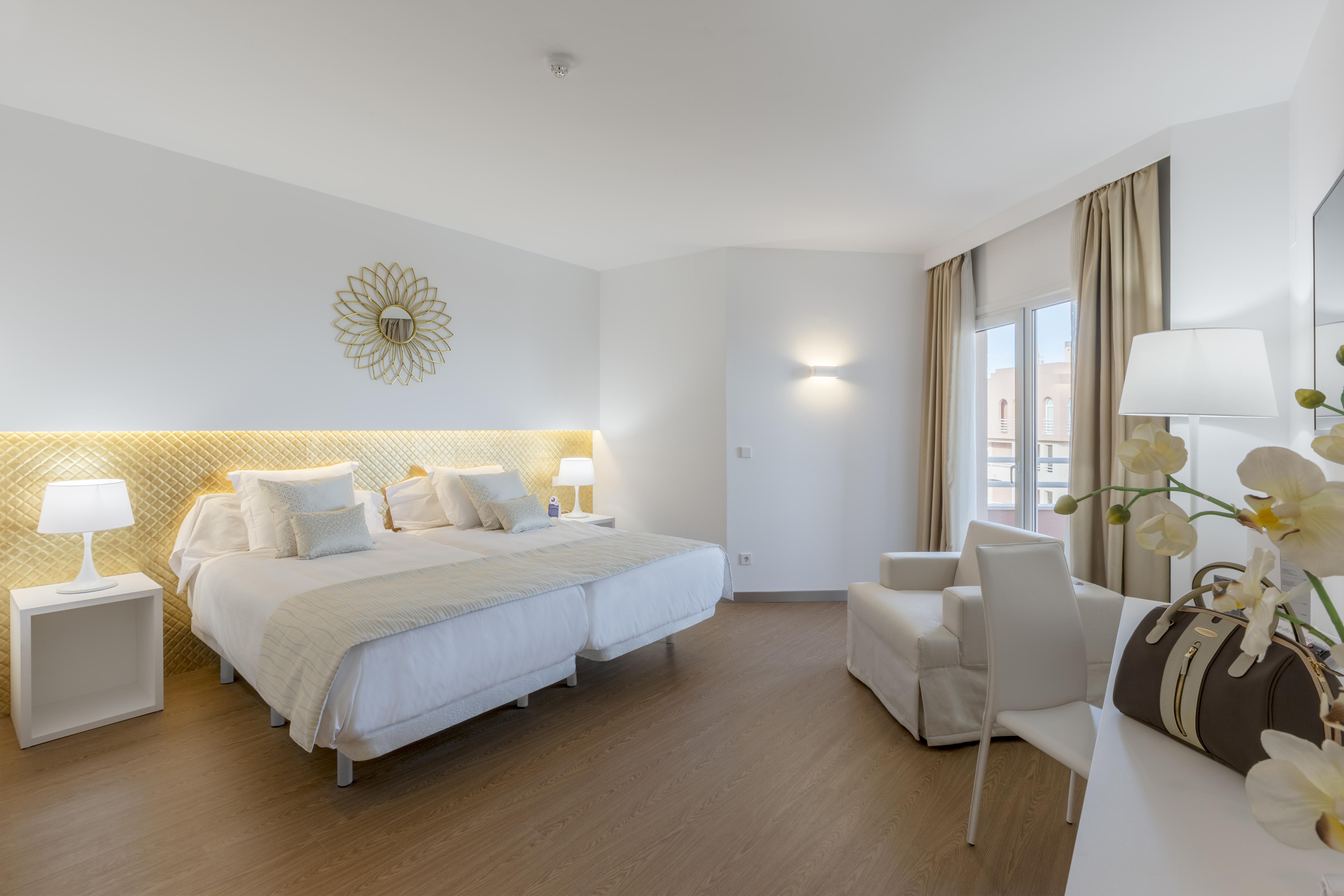 Oliva Nova Beach & Golf Hotel ภายนอก รูปภาพ