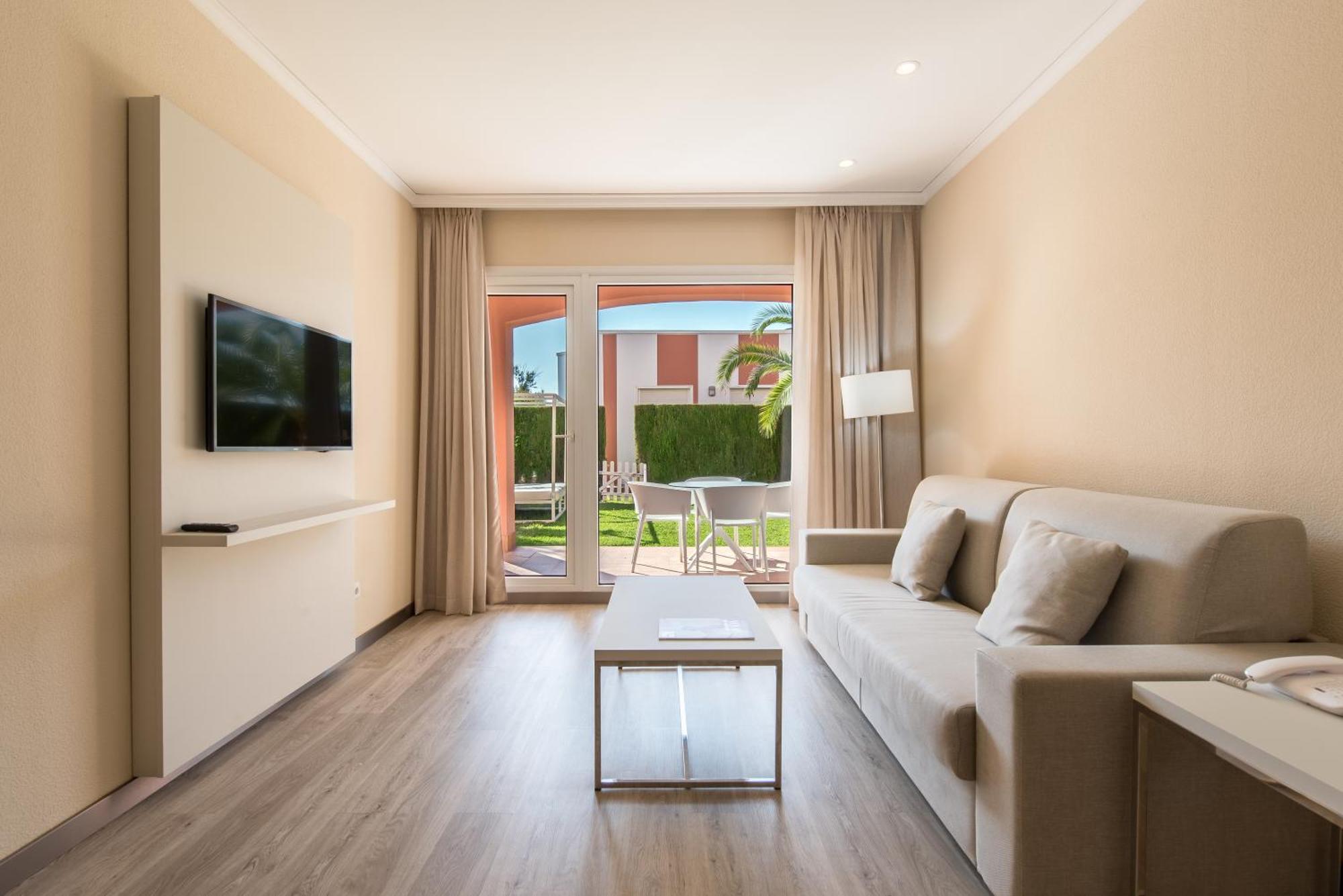 Oliva Nova Beach & Golf Hotel ภายนอก รูปภาพ
