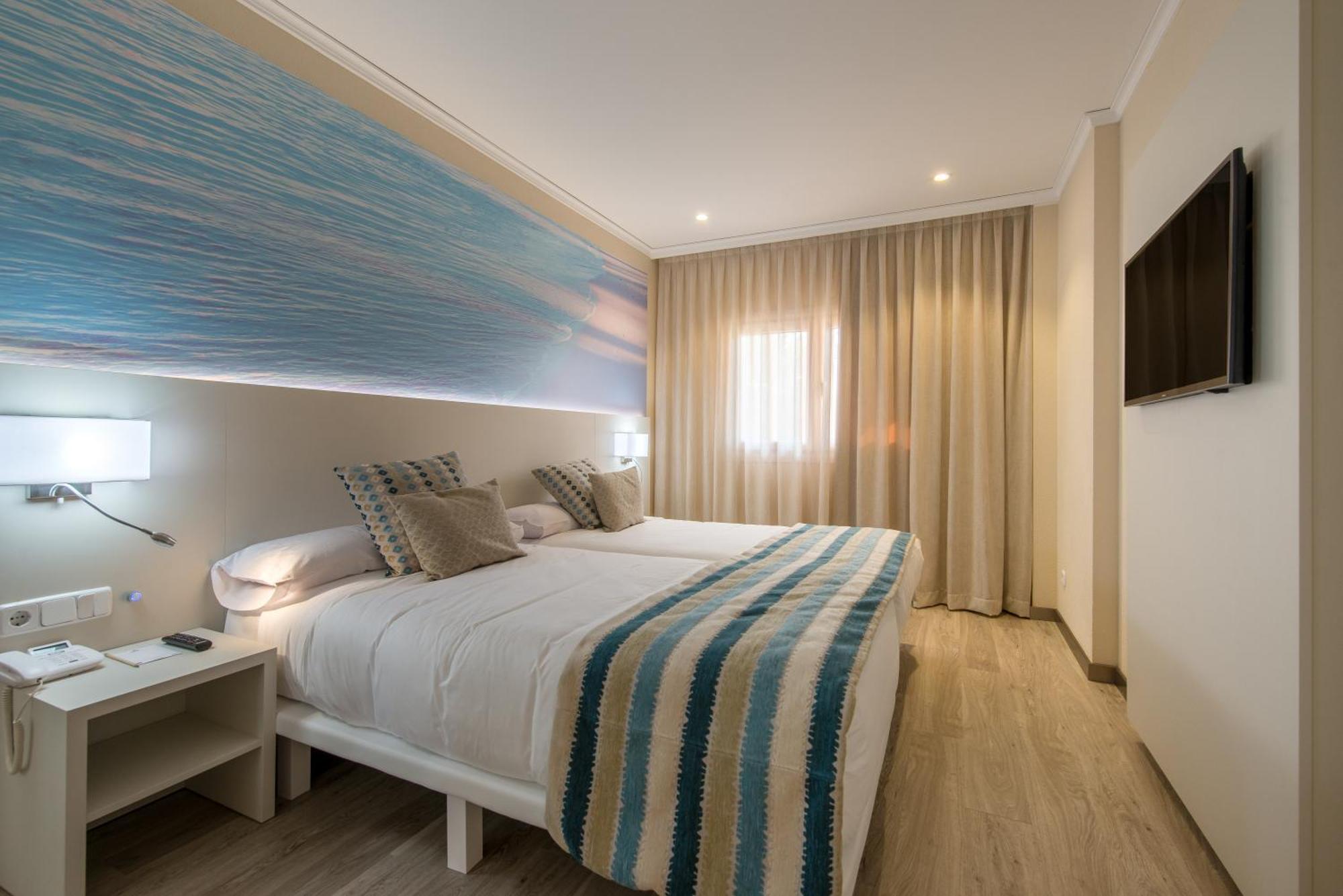 Oliva Nova Beach & Golf Hotel ภายนอก รูปภาพ